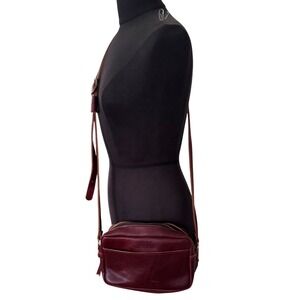Portland Leather Crossbody Bag Adjustable Strap reddish brown Preloved  9x6x2.5"